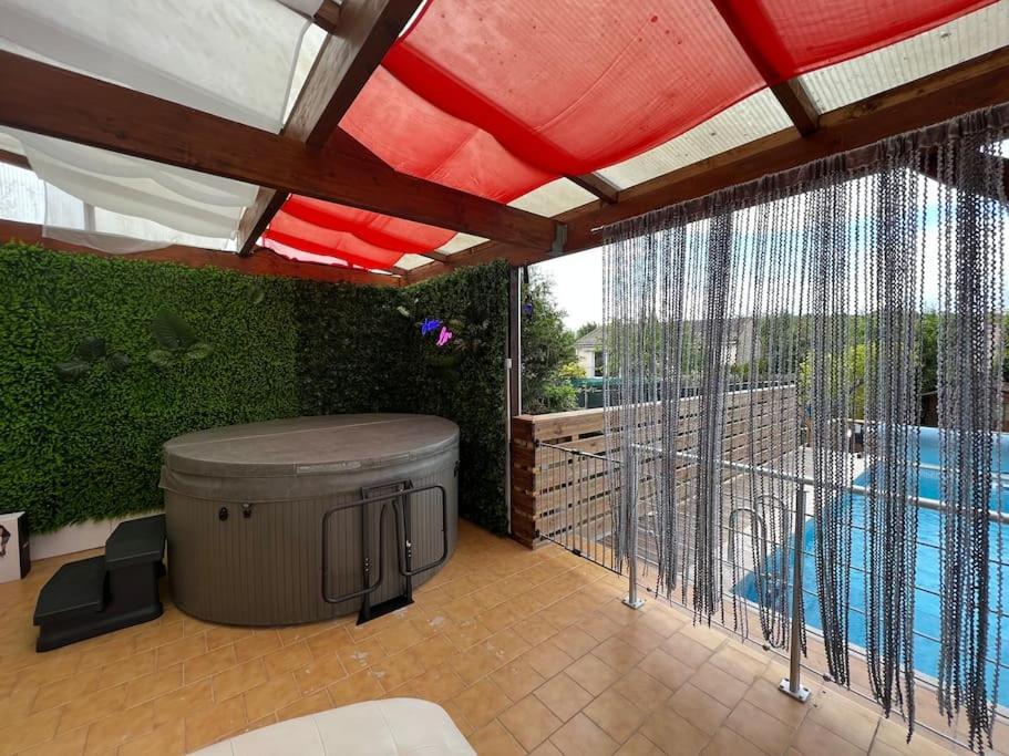 Kings Villa Near Disneyland Reserved Only For Family With Kids Saint-Germain-sur-Morin المظهر الخارجي الصورة